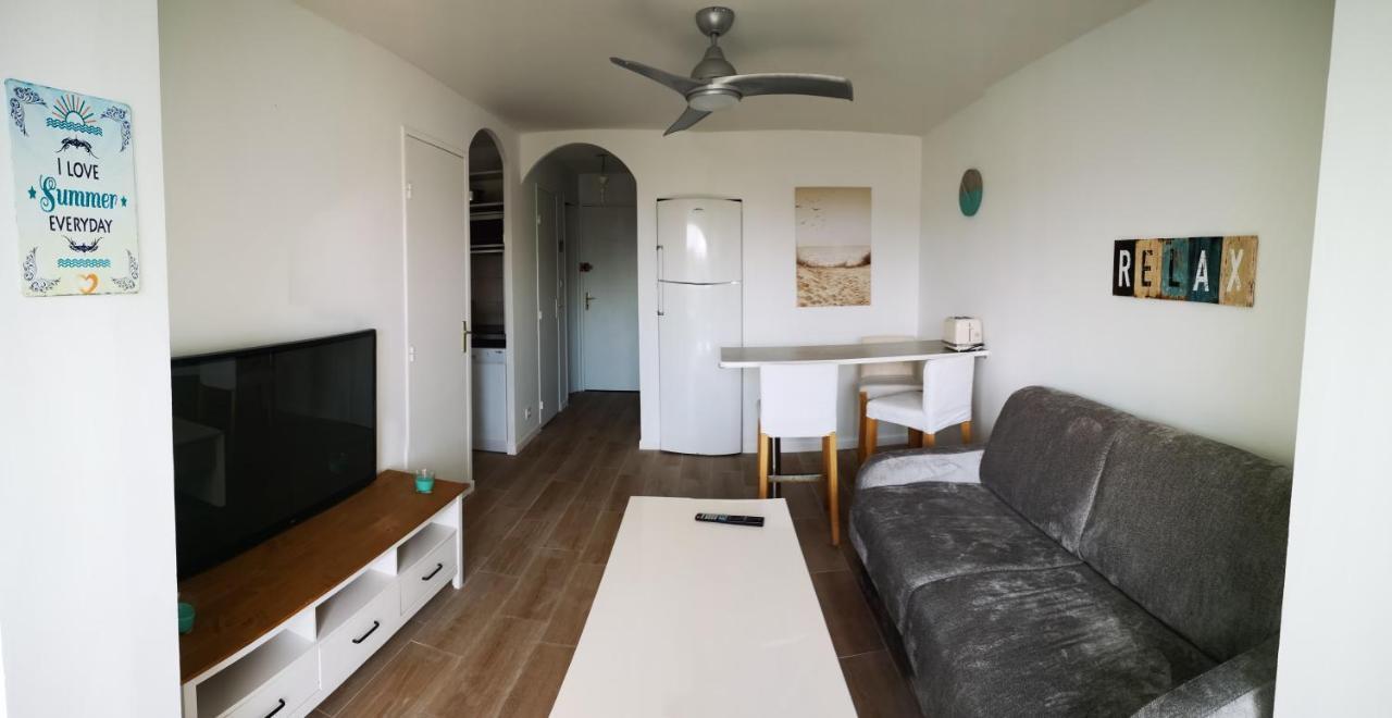 Appartement Avec Piscine Et Garage Proche Plage Et Commerces La Seyne-sur-Mer Bagian luar foto