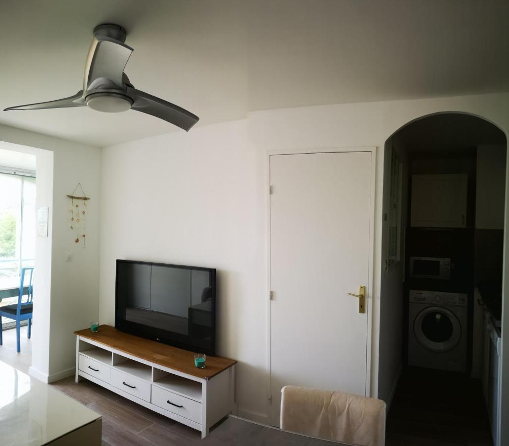 Appartement Avec Piscine Et Garage Proche Plage Et Commerces La Seyne-sur-Mer Bagian luar foto