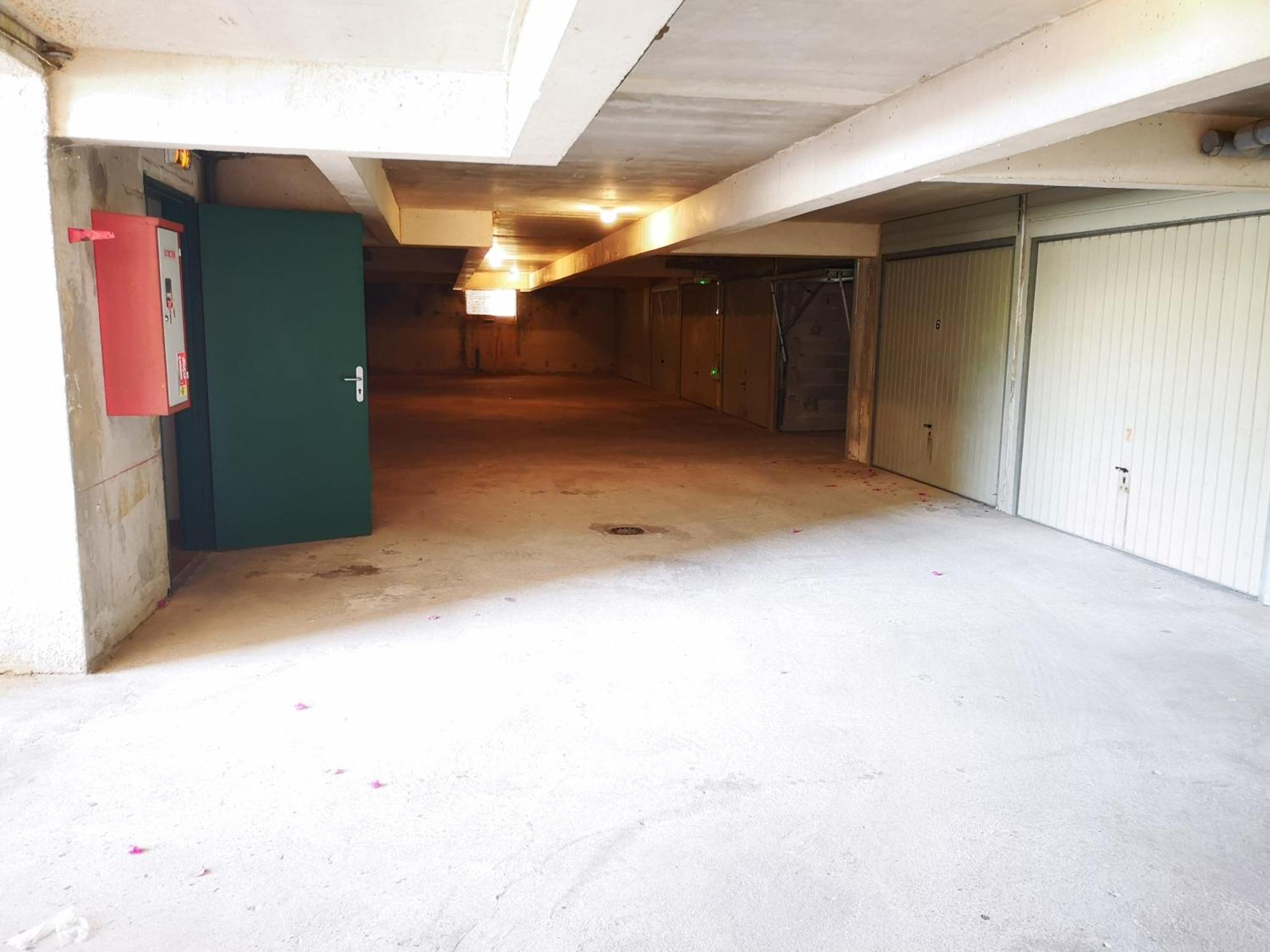 Appartement Avec Piscine Et Garage Proche Plage Et Commerces La Seyne-sur-Mer Bagian luar foto